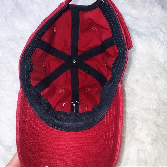 Tommy Hilfiger cap - Picture 3 of 6